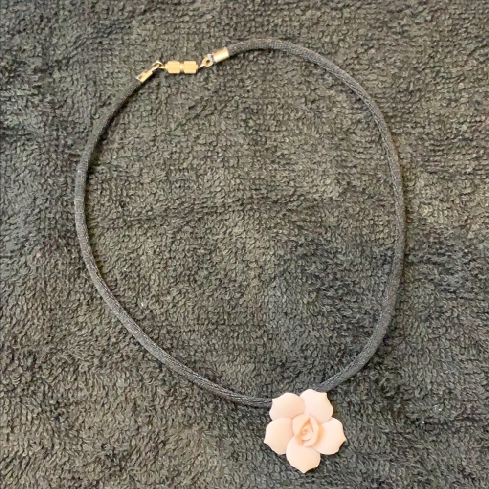 90’s Flower Choker
